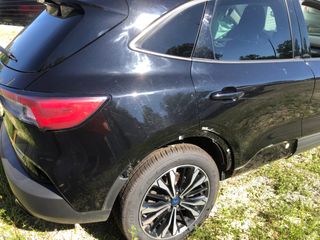 2021 Ford Escape SE Hybrid - Exterior Rear Right Corner Image